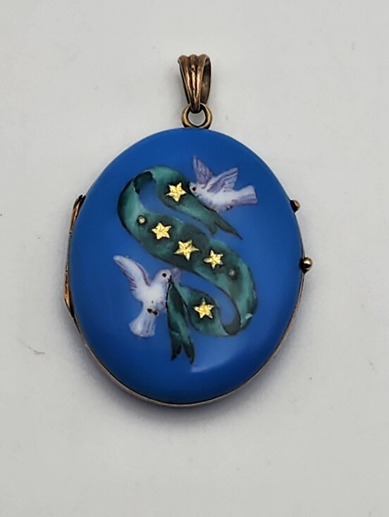 Antique Jewelry - Antique Victorian 14K & Blue Enamel Doves, Ribbon, & Stars Locket